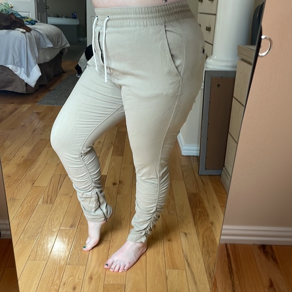 Kaki jogger - Picture 2 of 2